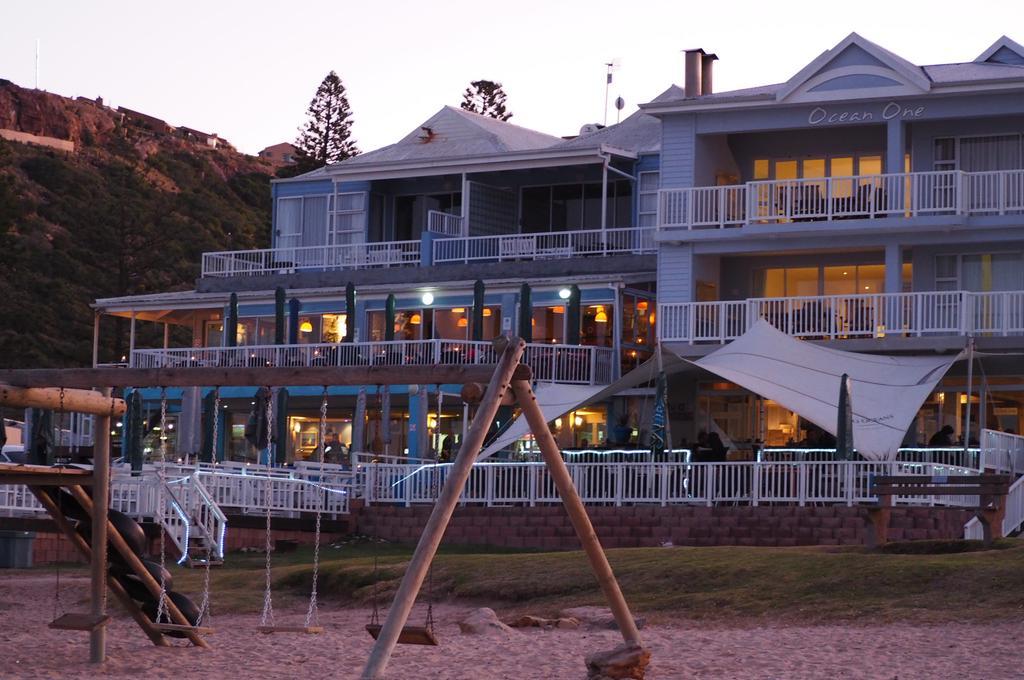 Point Beach House Hotel Mosselbaai Buitenkant foto